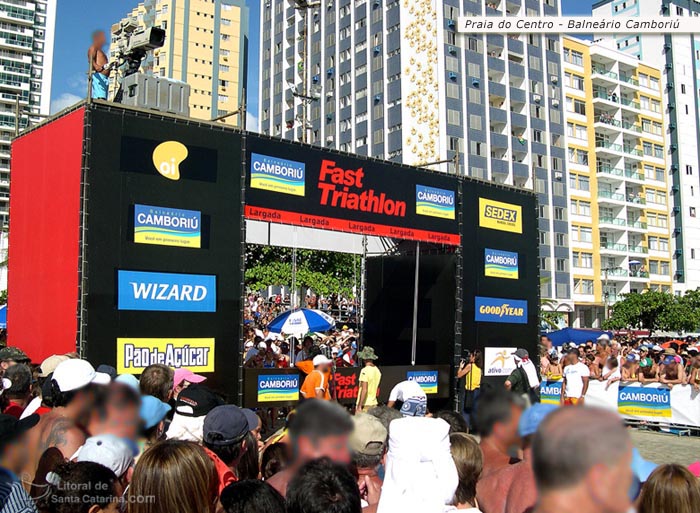 Evento na praia central de Balneário Camboriú