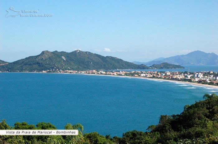 Vista Aérea da Praia de Mariscal e ao fundo a Praia de Zimbros em Bombinhas.