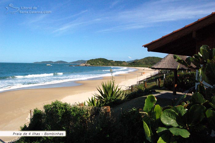 Praia de 4 Ilhas - Bombinhas