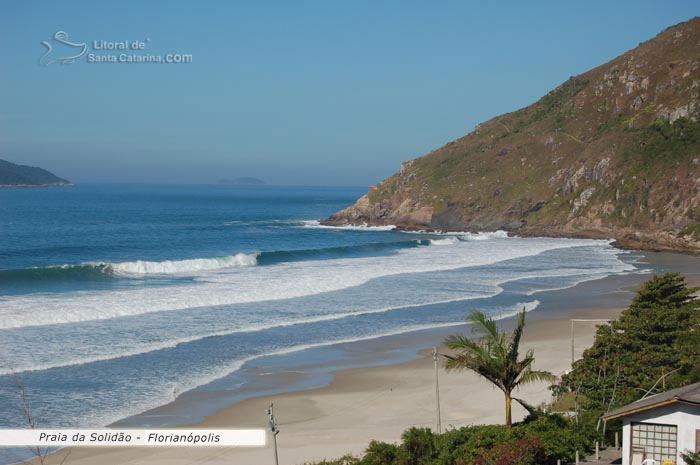 canto direito da praia da solidão