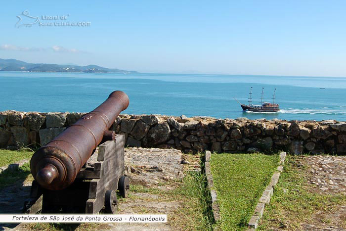 Fortaleza de são josé da ponta grossa canhão