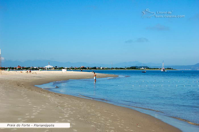 orla da praia do forte sc