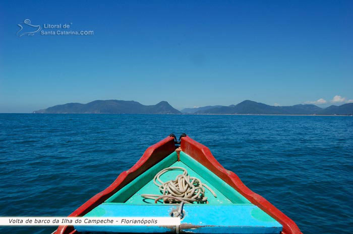 Retorno de barco da ilha do campeche em florianopolis