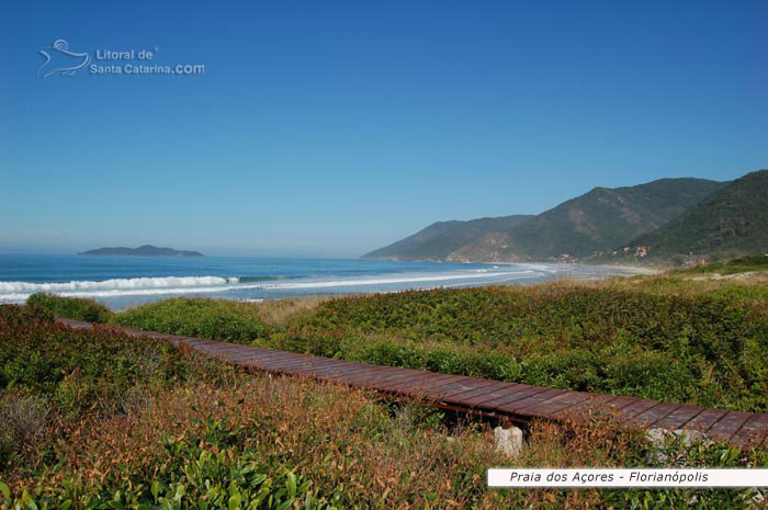 vista da orla da praia dos açores em florianópolis santa catarina brasil