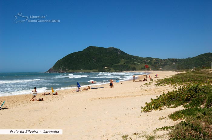 Vista da praia da silveira em garopaba