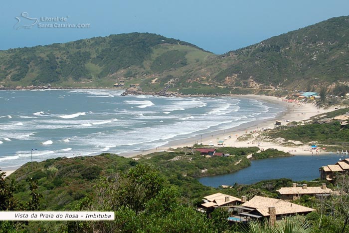 Vista panorâmica da linda praia do rosa