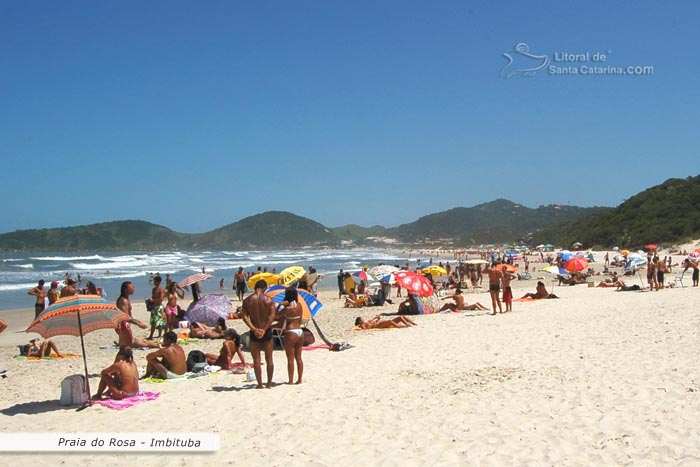 Praia do rosa, galera relaxando