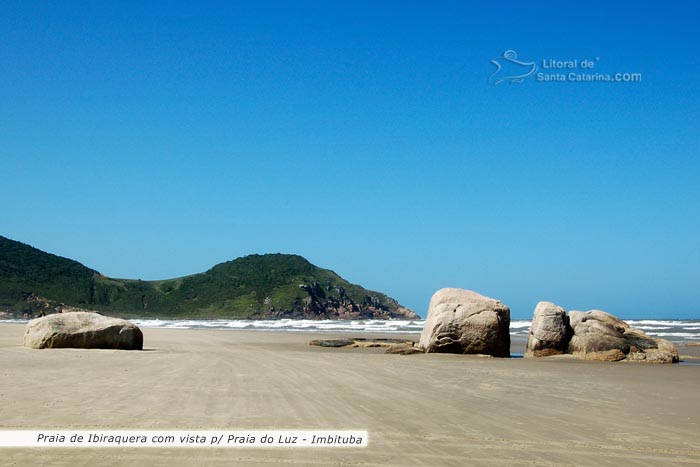 praia de ibiraquera com vista para a praia do luz