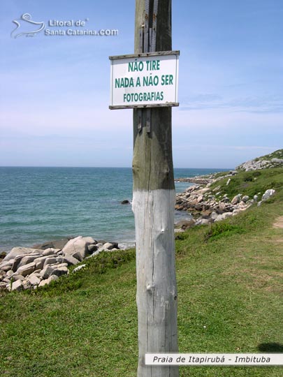 praia itapiruba sc