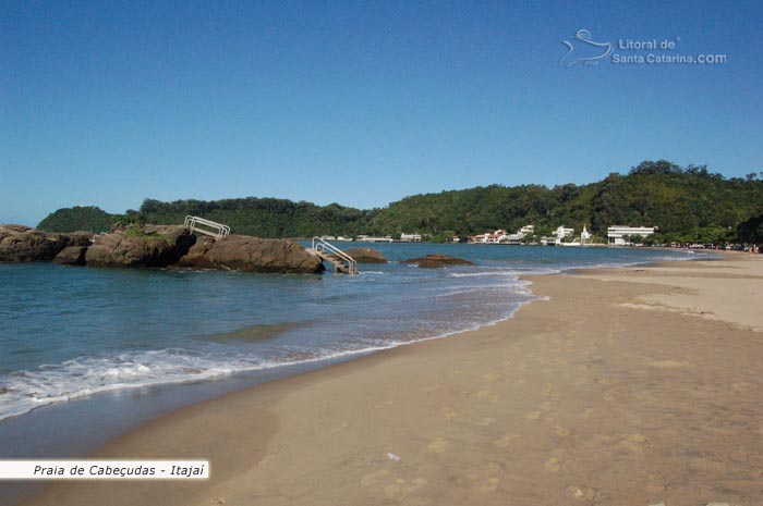 orla da praia de cabecudas itajai sc