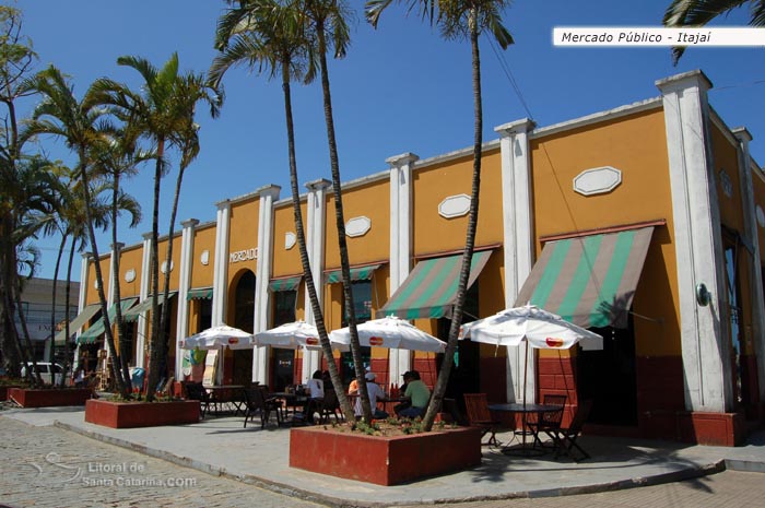 mercado publico de itajai