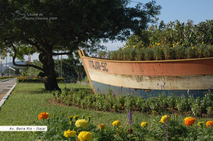 jardim da av beira rio de itajaí