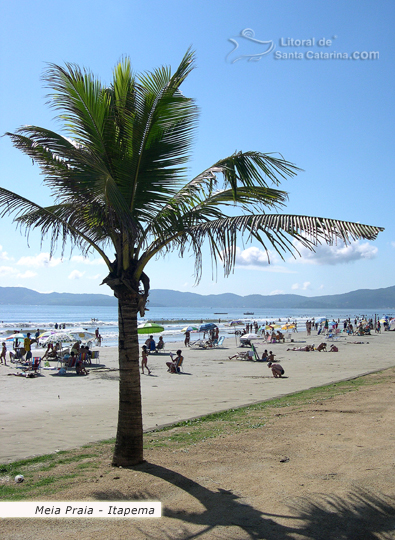 Orla da meia praia em itapema - Santa Catarina