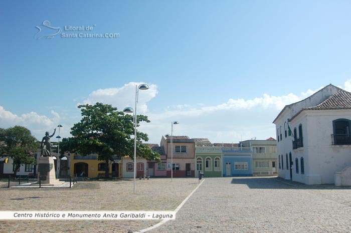 centro histórico e monumento de anita garibaldi