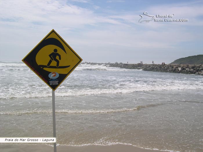 praia do mar grosso, ótima para a prática de surf