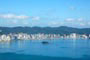 Vista de cima do Parque Unipraias para a orla total de Balneário Camboriú.