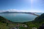 Vista panorâmica do Mirante 360 graus com mar azul