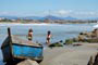 barra do saí, itapoá, crianças brincando na praia