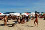 gatas de biquini na praia brava de santa catarina