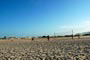 praia da guarda do embau, galera jogando fute volei