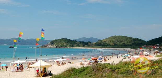 Praia de 4 Ilhas em Bombinhas Santa Catarina - 5° Lugar no Ranking das praias de Bombinhas